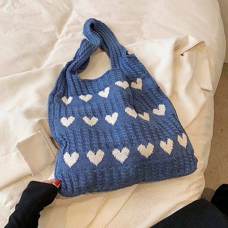 1pc Knitted Bag, Heart-shaped Tote Bag, Women's Diagonal Shoulder Bag, Fashionable and Personalized Woven Bag